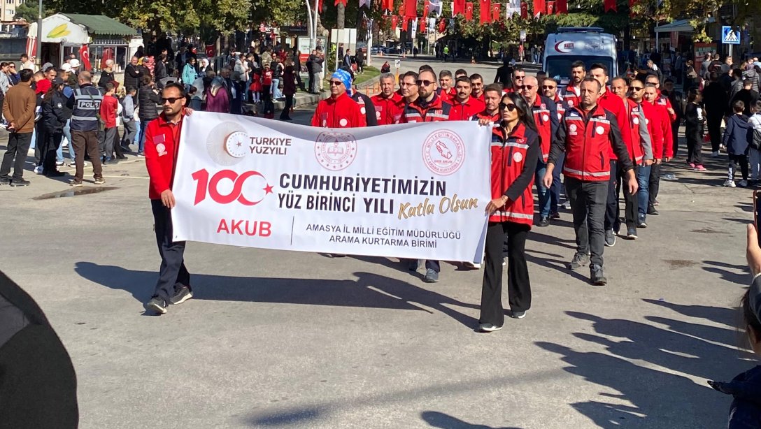 Amasya MEB AKUB Ekibi 29 Ekim Cumhuriyet Bayramı Kutlamalarına Katıldı.