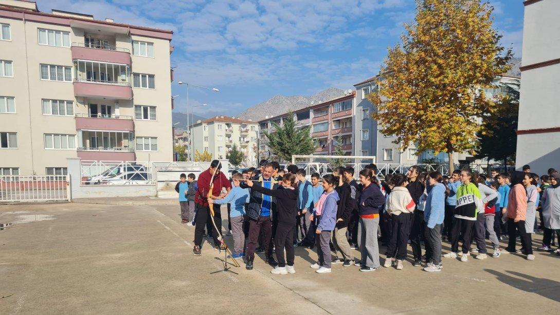 Geneksel Türk Okçuluğu ve Olimpik Okçuluk Tanıtımları Yapıldı